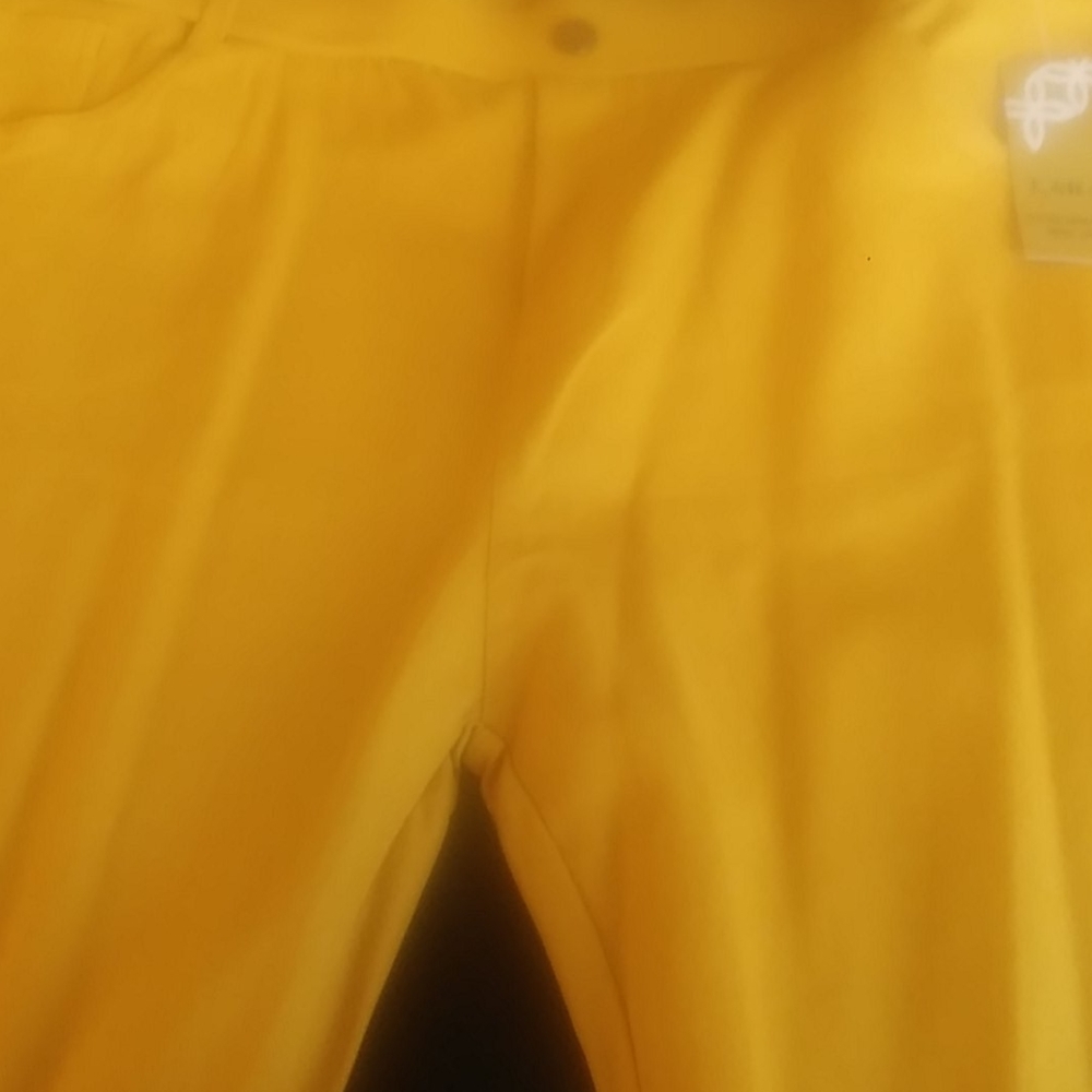 I am selling two pairs of stretch jeans